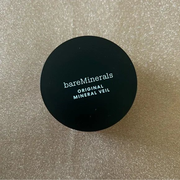 BareMinerals Original Mineral Veil Loose Setting Powder in Original Translucent - Picture 2 of 4